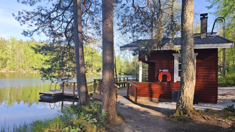 Juvankosken sauna ja laituri