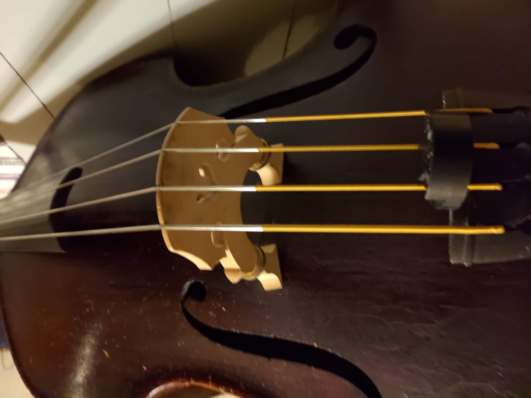 Kanttorin kotimusiikkia Marttilan kirkossa Kontrabasso