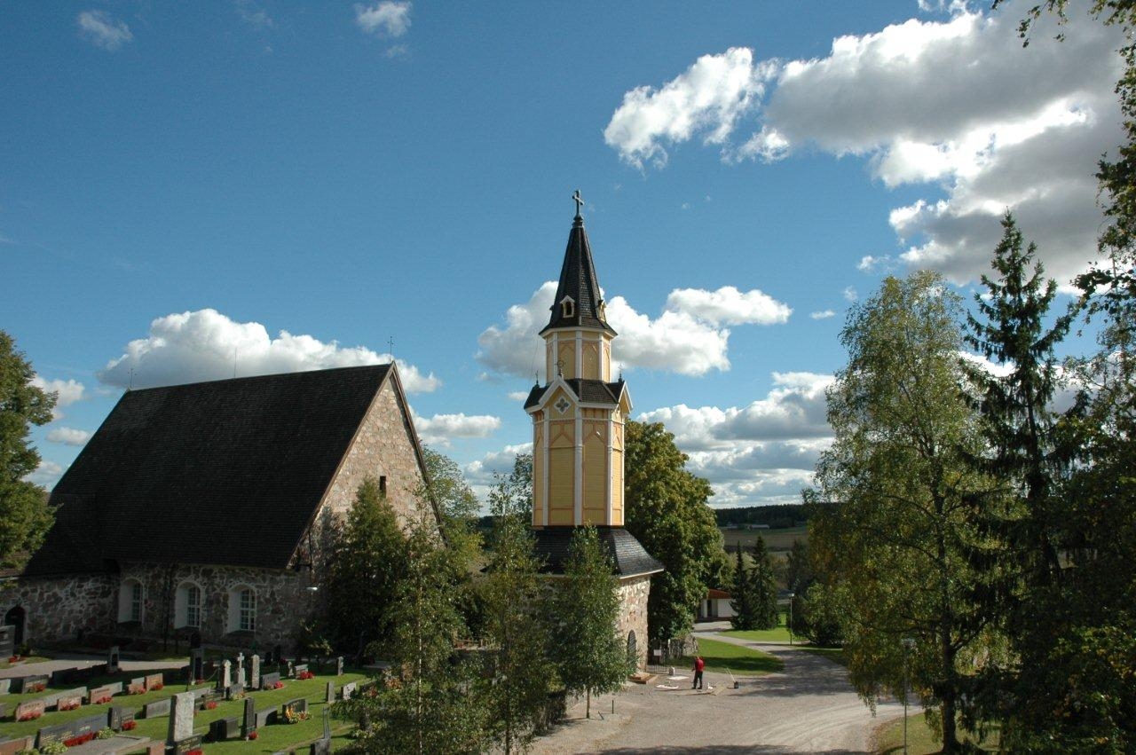 Perttelin kirkko