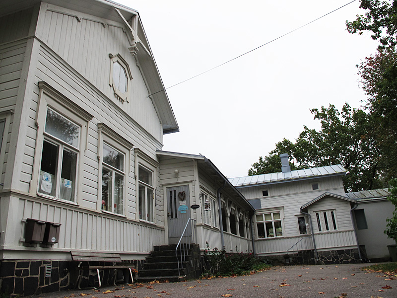 Perniön pappila