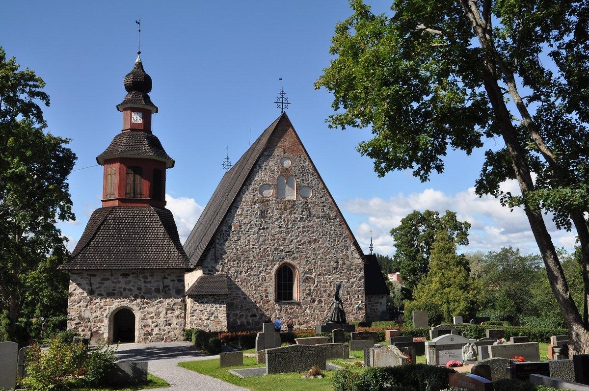 Perniön kirkko